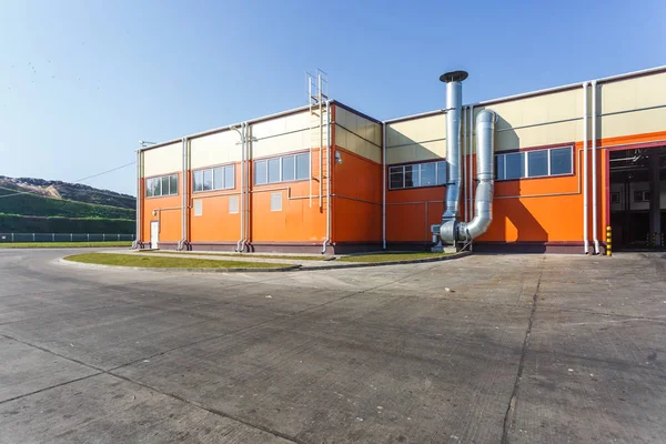 Fabricación Construcción Planta Moderna Reciclaje Residuos Estilo Naranja Recogida Basura —  Fotos de Stock