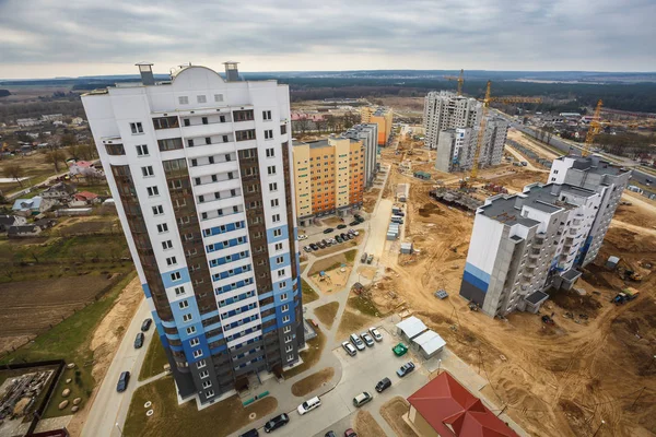 Panoramiczny Widok Budowę Nowej Dzielnicy Tower Niedokończony Budynek Wysoki Wielokondygnacyjnych — Zdjęcie stockowe