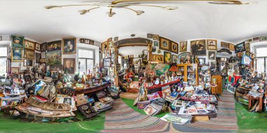 Grodno, Belarus - Temmuz, 2018: sorunsuz küresel HDRI panorama Müzesi Eski şeyler eşit aralıklı dikdörtgen projeksiyon 360 derece iç tam. Vr Ar içerik için hazır