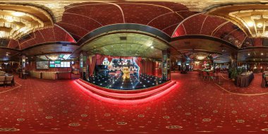 Minsk, Beyaz Rusya - Şubat, 2017: tam seamless panorama 360 derece görüş açısı iç elit Lüks Casino croupiers kız equirectangular küresel projeksiyon kırmızı tarzı ile. VR içeriği