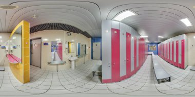 Minsk, Beyaz Rusya - Eylül, 2017: tam seamless panorama 360 derece açılı görünüş modern soyunma odası dolap elit spor küresel projeksiyon equirectangular karmaşık. Loca vr ar içeriği
