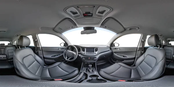 Plné hladké 360 stupňů úhel vyhledem na kožený interiér moderní auto prestiž v equirectangular sférické projekce izolované na bílém. obsah ar VR — Stock fotografie