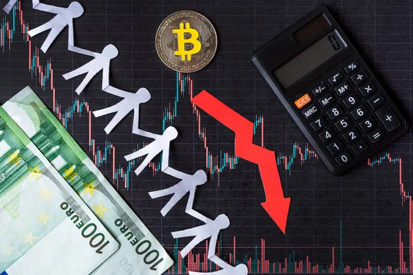 Unprofitable investment of depreciation of virtual money bitcoin. red arrow, silver bitcoin and paper crowd go down on paper forex chart index background. Concept of depreciation of cryptocurrency. — Stock Photo, Image