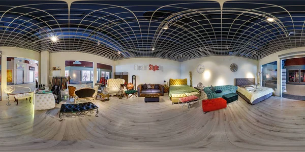 MINSK, BELARUS - MAYO 2018: Panorama esférico completo sin costuras 360 grados en el interior de la tienda con tienda de salón de muebles de élite en estilo chester en proyección equirectangular, contenido VR — Foto de Stock