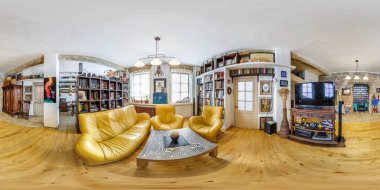 Grodno, Belarus-Mayıs, 2018: tam küresel Dikişsiz HDRI Panoraması 360 derece açı görünümü Oda oda Biedermeier iç daire içinde sarı kanepe ile Equirectangular projeksiyon, VR içerik