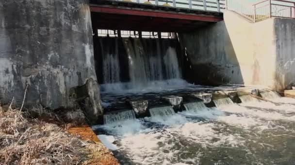 Плотина Маленькой Реке Строительство Шлюзового Замка — стоковое видео