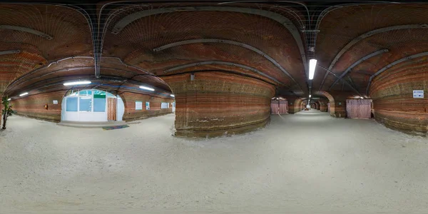 Soliγκόρσκ, Λευκορωσία-Σεπτέμβριος, 2013: πλήρες σφαιρικό πανόραμα 360 βαθμούς στο εσωτερικό της υπόσκαφης του νοσοκομείου στο σπήλαιο του άλατος καλίου. 360 Πανόραμα σε ισοορθογώνια προβολή, περιεχόμενο VR — Φωτογραφία Αρχείου