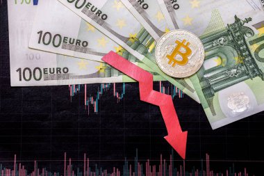sanal para bitcoin amortisman karsız yatırım. Kırmızı ok, gümüş bitcoin ve euro kağıt forex grafik endeksi arka plan aşağı gidin. Kripto para biriminin amortisman kavramı.