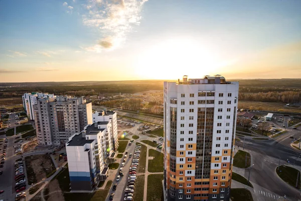 GRODNO, BELARO - APRILE 2019: Vista panoramica sul nuovo quartiere hig — Foto Stock