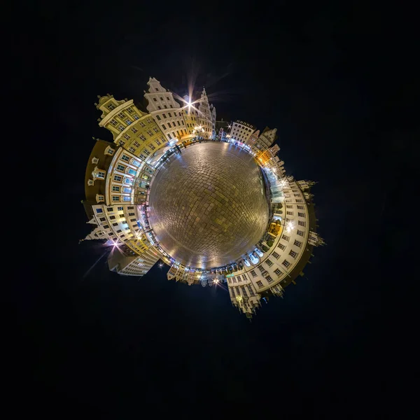 Wroclaw, Poland - October 2018: Night Little planet. 波兰弗罗茨拉夫古城街道上的球面空中360全景 — 图库照片