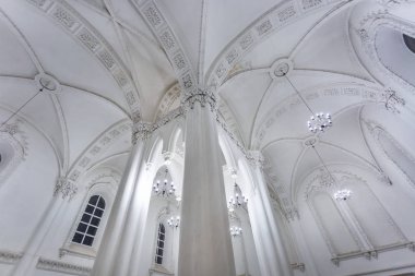Grodno, Belarus-Temmuz 2019: büyük bir koro Yahudi Sinagogu iç eklektik unsurlar