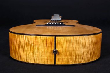 bla altı dizeleri akustik gitar alt güverte ahşap doku