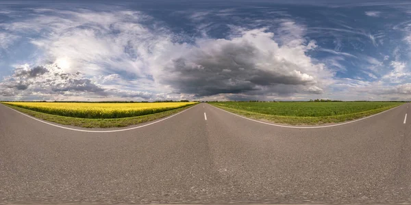 Full Sfärisk Sömlös Hdri Panorama 360 Graders Vinkel Ingen Trafik — Stockfoto