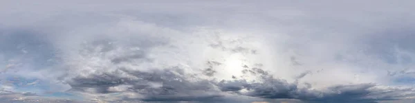 Cielo Azul Con Hermosas Nubes Cúmulos Esponjosas Panorama Hdri Inconsútil —  Fotos de Stock