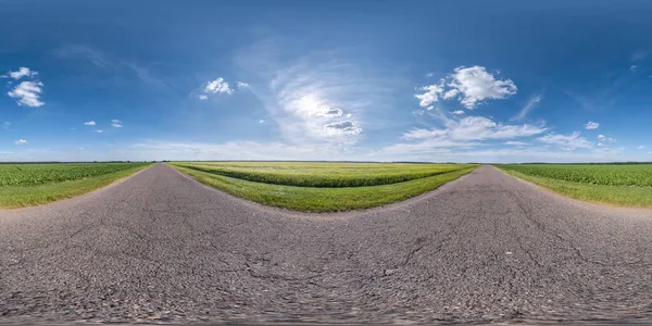 Pełna Bezszwowa Panorama Hdri 360 Stopni Kąt Widzenia Starej Drodze — Zdjęcie stockowe