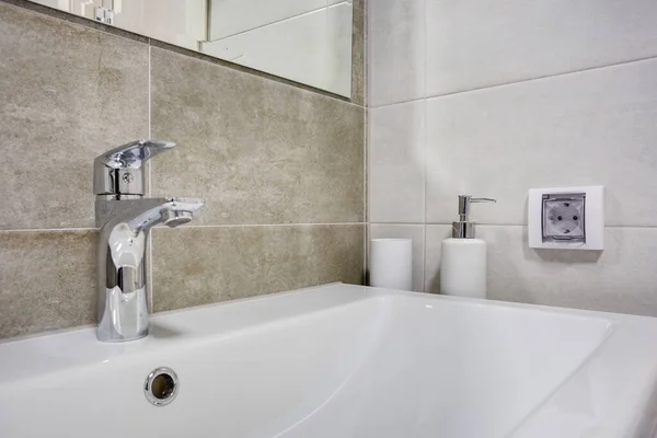 Lavabo Con Rubinetto Costoso Bagno Cucina Soppalco — Foto Stock