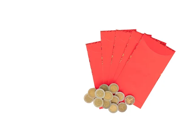 幸せな中国の新年 赤い封筒を持っている手や白い背景に分離された Angpao と呼ばれる — ストック写真