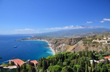 Sicilya deniz kıyısı görünümü