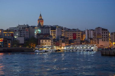 gece İstanbul şehri