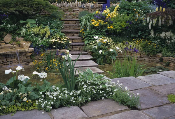 Flagstone Steps Pool Mixed Herbaceous Planting — Stock Photo, Image