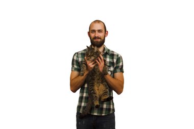 Beyaz bir arka plan üzerinde genç bir adam portresi. İzole