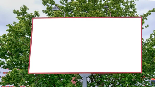 Hirdetési banner mockup fehér színű piros kerettel — Stock Fotó