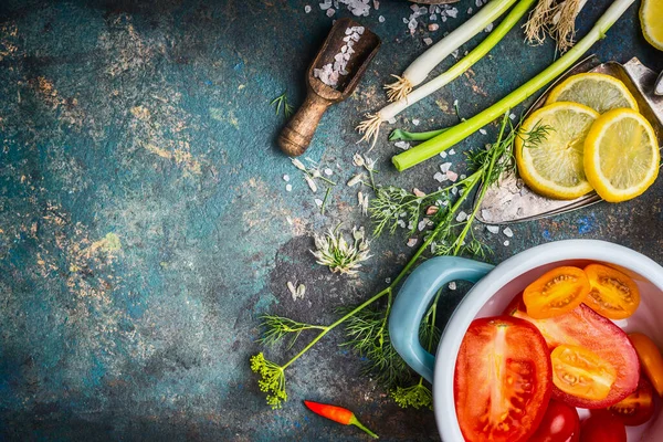 Gesundes Vegetarisches Essen Und Kochen Mit Frischem Bio Gemüse Und — Stockfoto