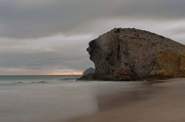 Atardecer on la playa de Mnsul