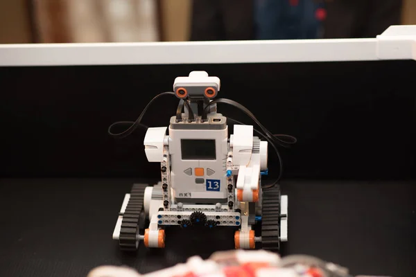 Bangkok, Tayland - Ağustos 4,2018: Robot denetimleri