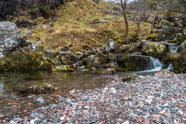 Verborgen Vallei Schotland Stoom Water Stroom Rivier Horizontale Water Vallen — Stockfoto