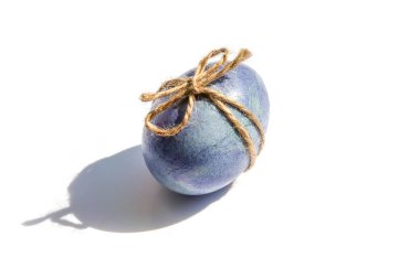 Renkli gri ve mavi süslenmiş Paskalya Yumurtaları