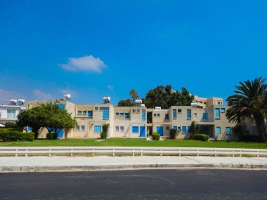 Protaras modern ev dış sokak, Haziran 2019