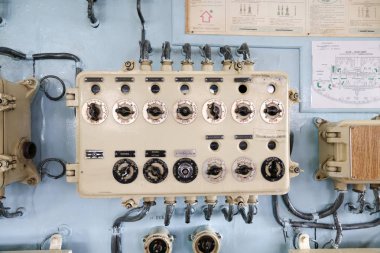 Murmansk, Rusya jun 2019 Sovyet atomik buzkıran Lenin İçişleri. Pilot evde çalışan tekerlek