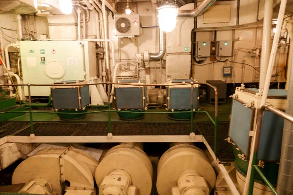 Murmansk, Rusya haziran 2019 Sovyet atomik buzkıran Lenin Motor odası, buhar türbini İçişleri