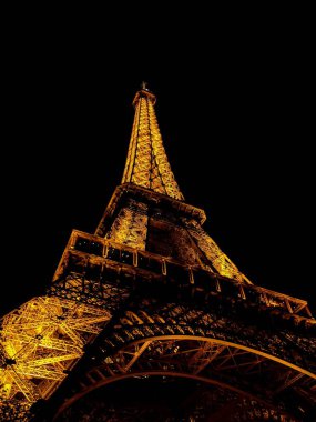 Gece Eyfel Kulesi
