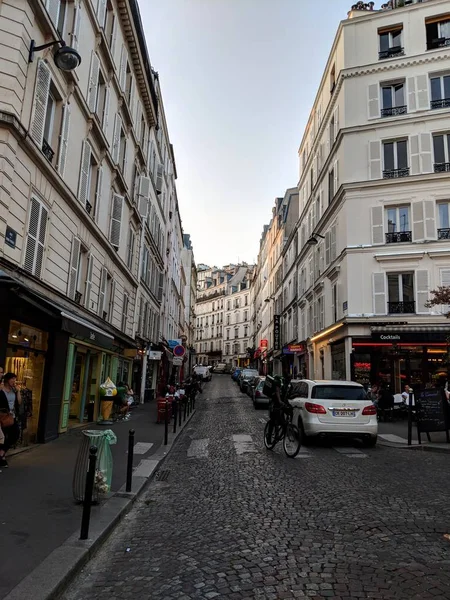 Larga Calle París — Foto de Stock