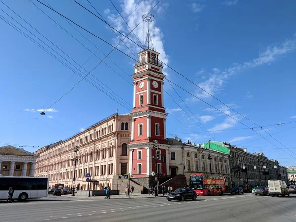 Hodinová Věž Petrohrad — Stock fotografie