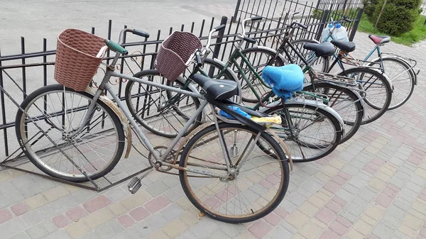 Bicicletas Estacionamiento — Foto de Stock