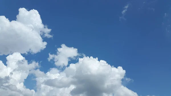 Awan Langit Latar Belakang Awan Cahaya Awan Putih Langit Biru — Stok Foto