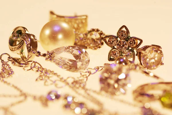 金と銀の宝石 — ストック写真