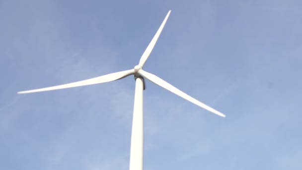Wind Turbine Rotating Clear Blue Sky — Stock Video