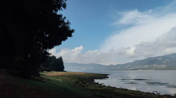 Embalse Del Neusa Colombia Circa March 2020 Pemandangan Danau Dan — Stok Foto