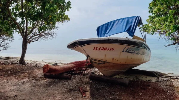 Rincon Del Mar Colombia Circa February 2020 Рыбацкая Лодка Пляже — стоковое фото