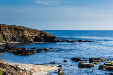 terk edilmiş lagün kışın Akdeniz