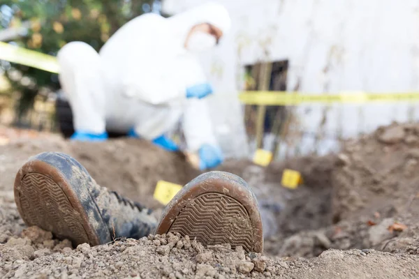 Exhumierung Gerichtsmediziner Bei Der Arbeit — Stockfoto