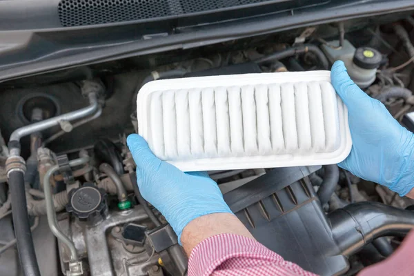 Filtro de aire del motor del coche — Foto de Stock