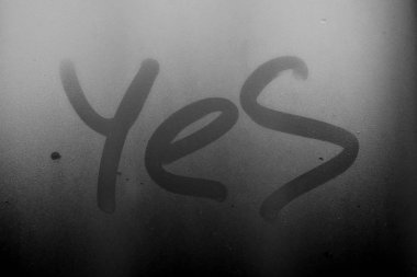 Sisli camdaki kelime.