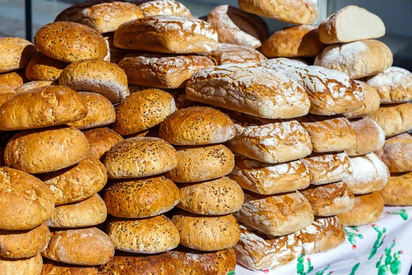 Assortment Different Types Fresh Homemade Bread Sale Market Close — Stock Photo, Image
