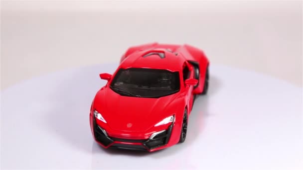 Berlin Almanya Ocak 2019 Kırmızı Lycan Hypersport Ölçek Model Spor — Stok video