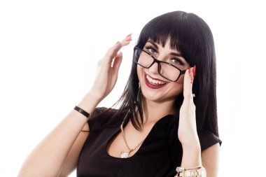 Genç güzel mutlu esmer kadın gözlük ile portresi